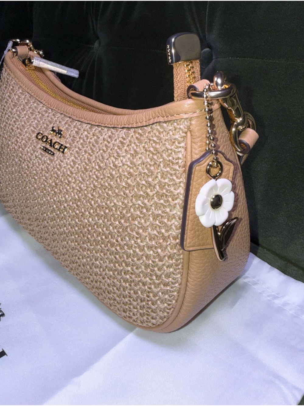 Coach Outlet Teri Shoulder Bag With sunflower Charm ☀️ - Picture 14 of 15